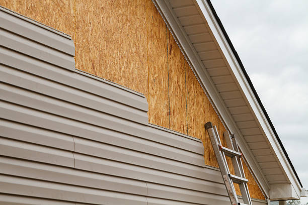 Professional Siding Inspection technician working in Point Marion, PA